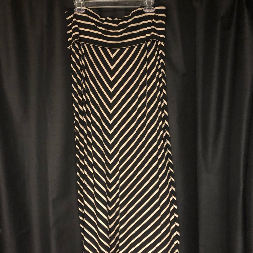 Calvin Klein long maxi skirt. Chevron pattern.